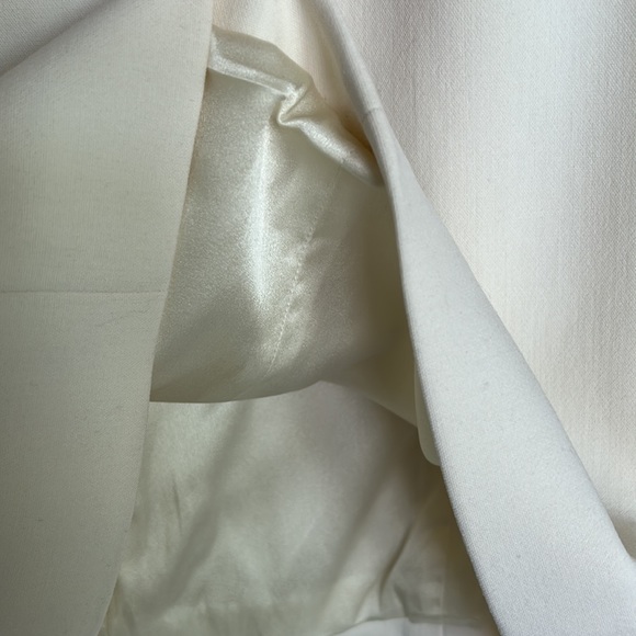 Beautiful Ralph Lauren Collection Dress - Picture 3 of 8